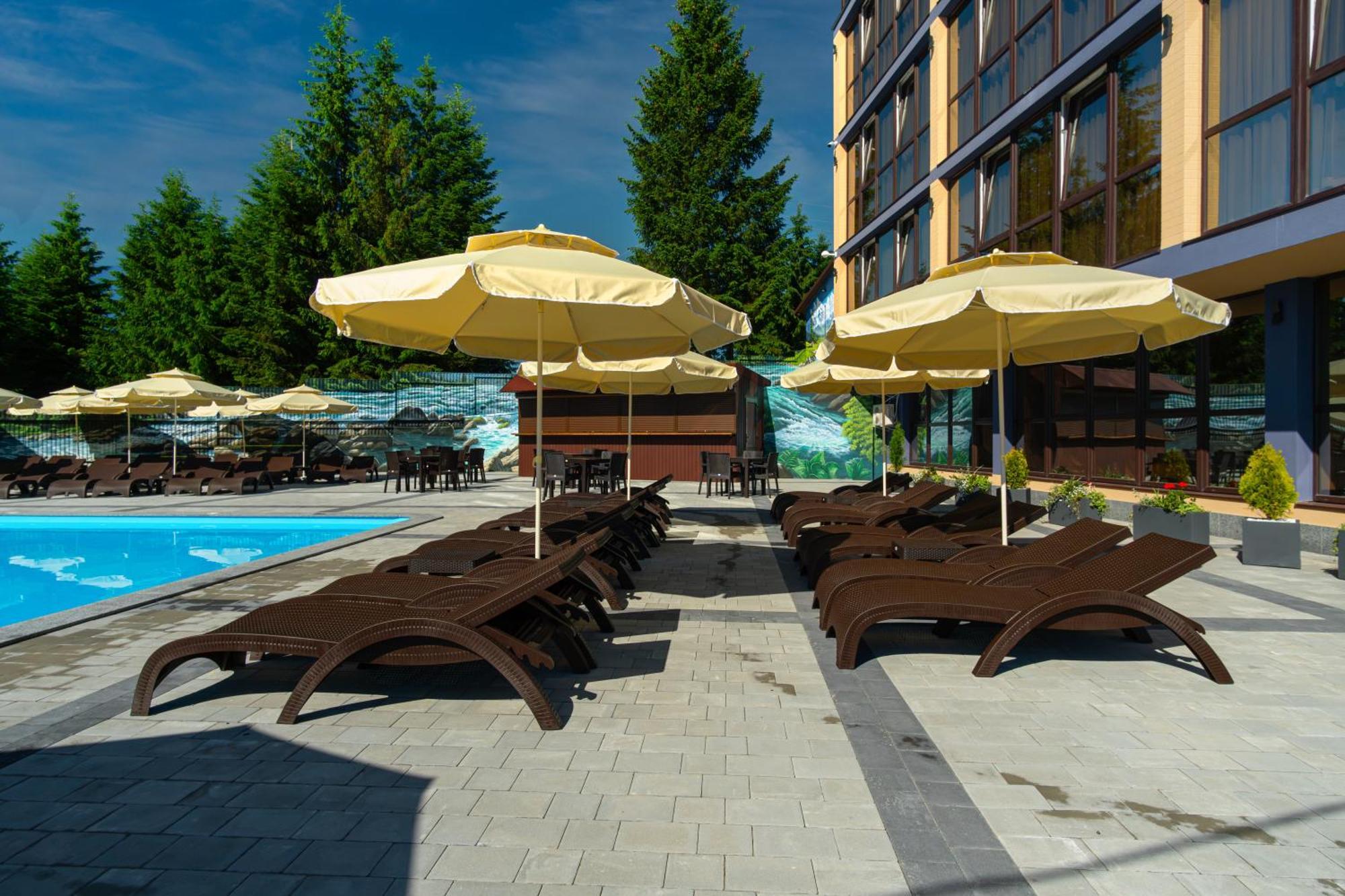 Hotel Summit Jablunyzja Exterior foto