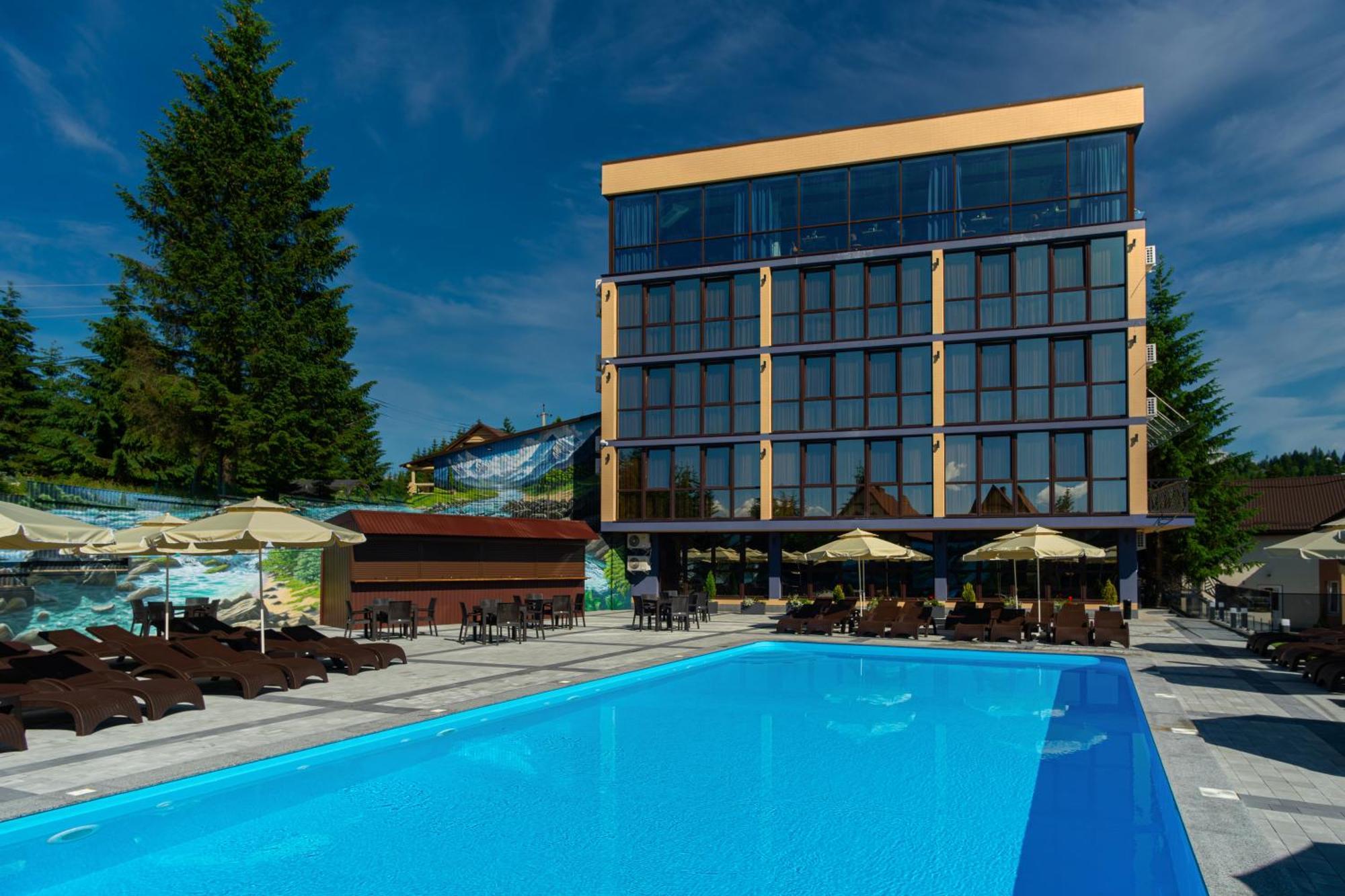 Hotel Summit Jablunyzja Exterior foto