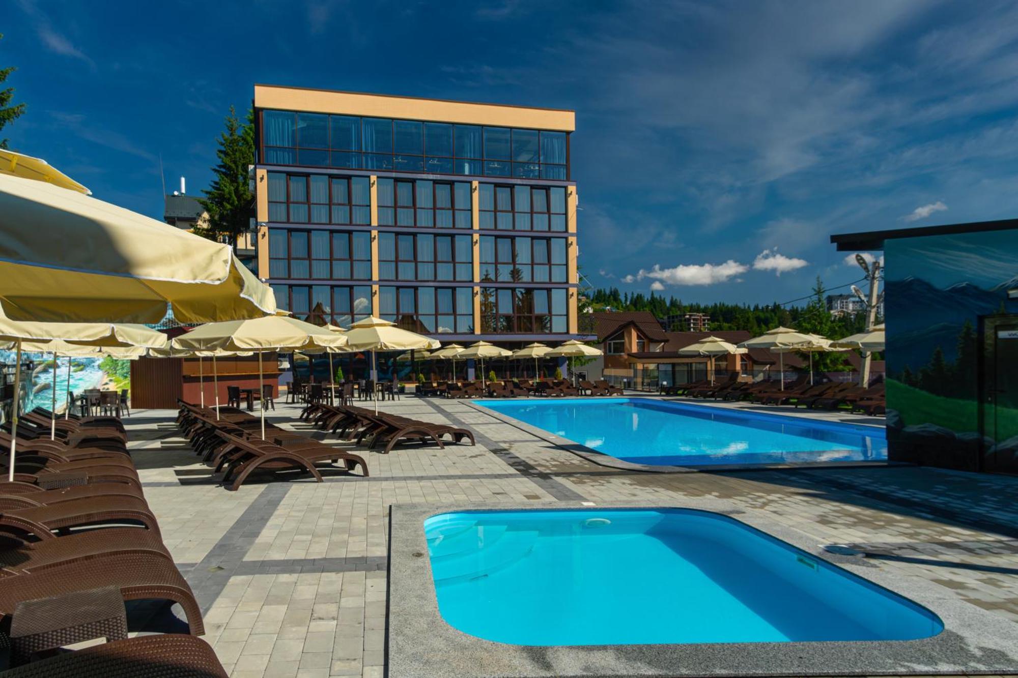 Hotel Summit Jablunyzja Exterior foto