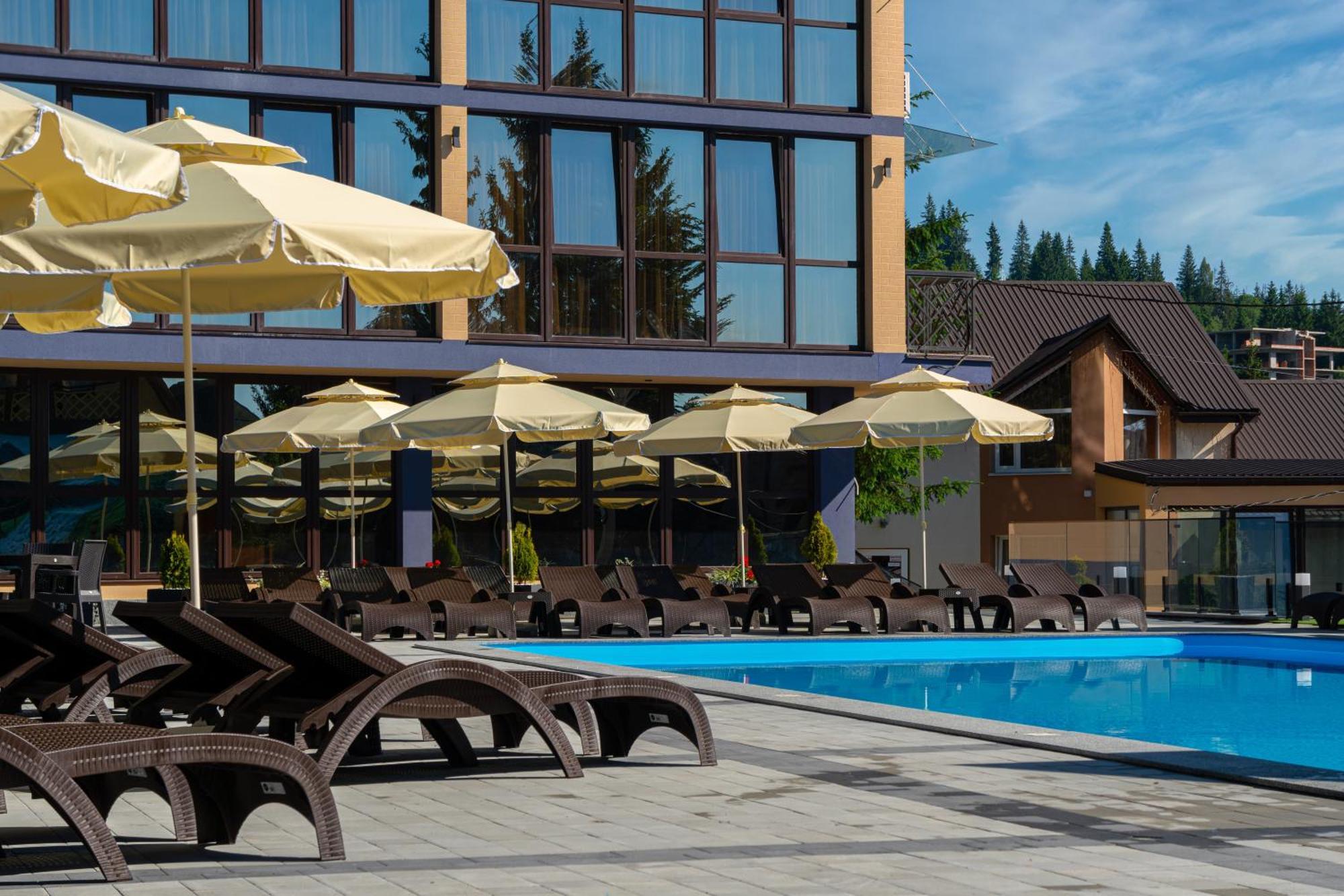 Hotel Summit Jablunyzja Exterior foto
