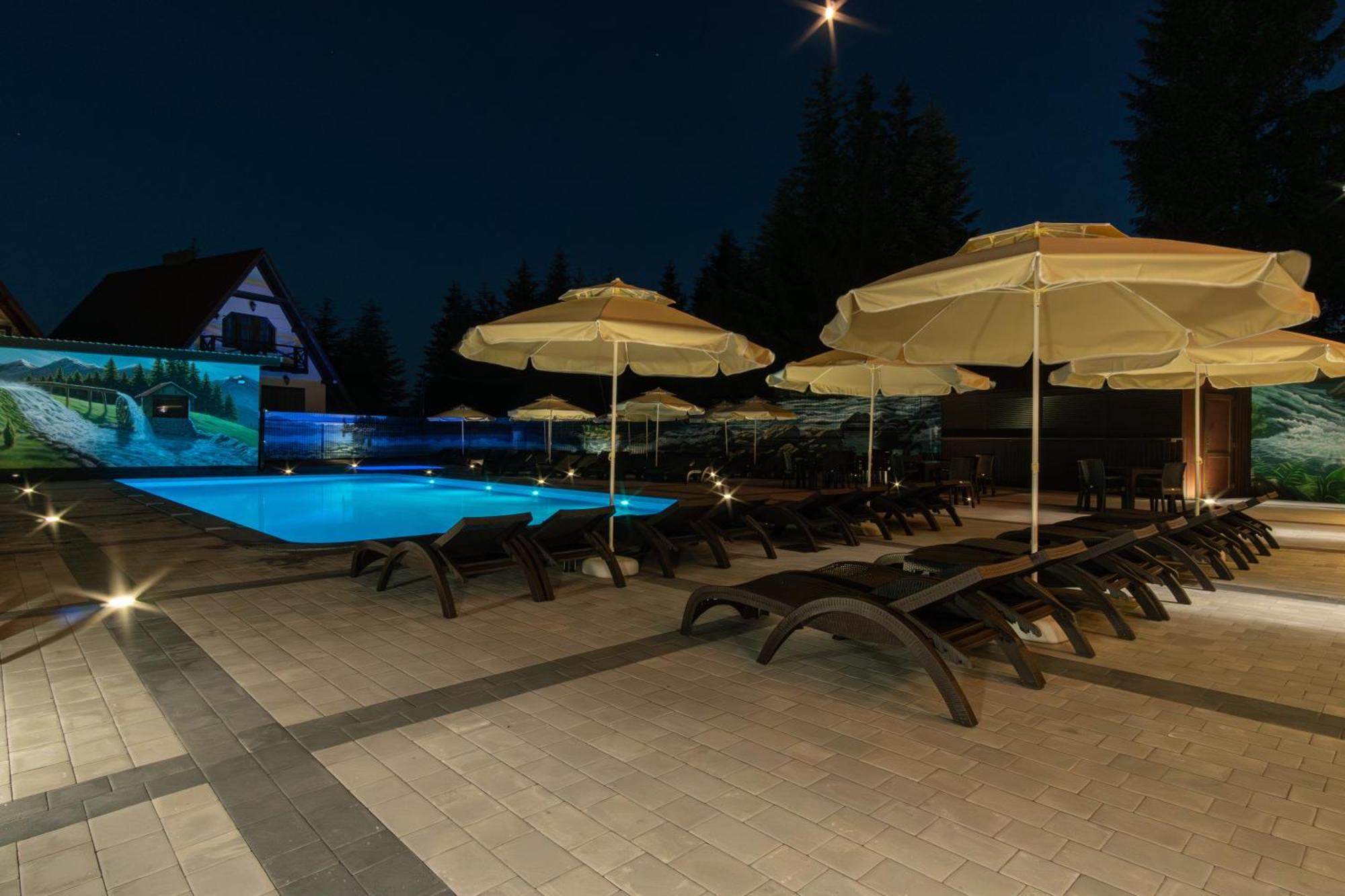 Hotel Summit Jablunyzja Exterior foto